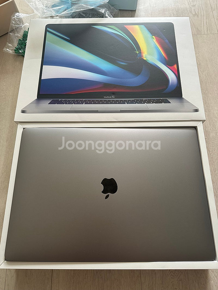 맥북프로 2019 16인치 터치바 실버 i7 16GB ...--0