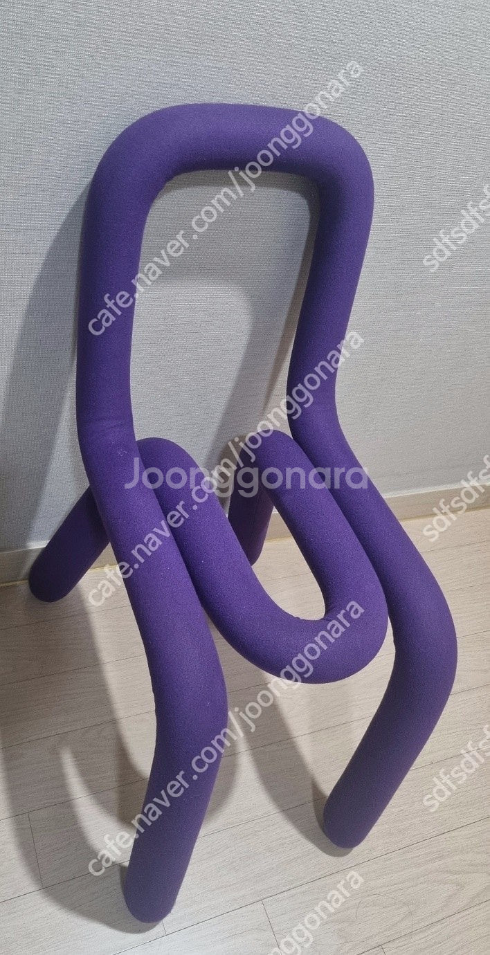예쁜 의자 카페 의자 무스타슈 볼드 체어 4가지색상 구...--2
