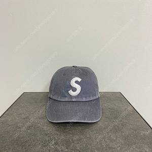 슈프림 피그먼트 워시드 그레이 에스로고 S로고 볼캡 모자