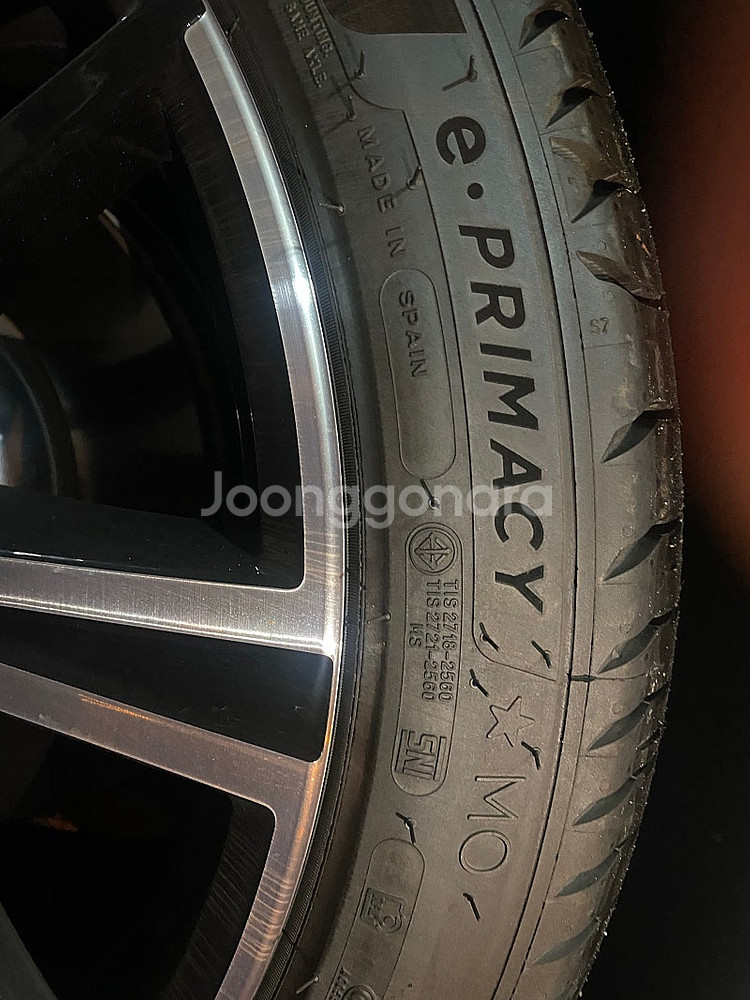 BMW 530 출고 순정 타이어 판매--0