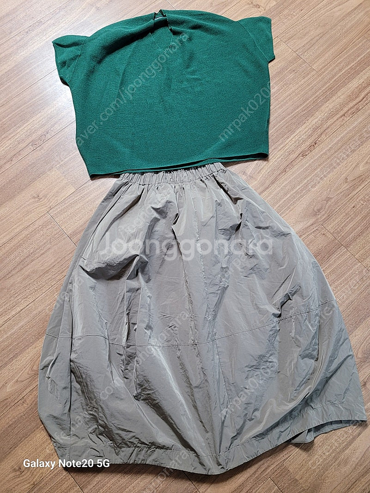 인레이먼트 홀가 니트 아방한치마 제평--0