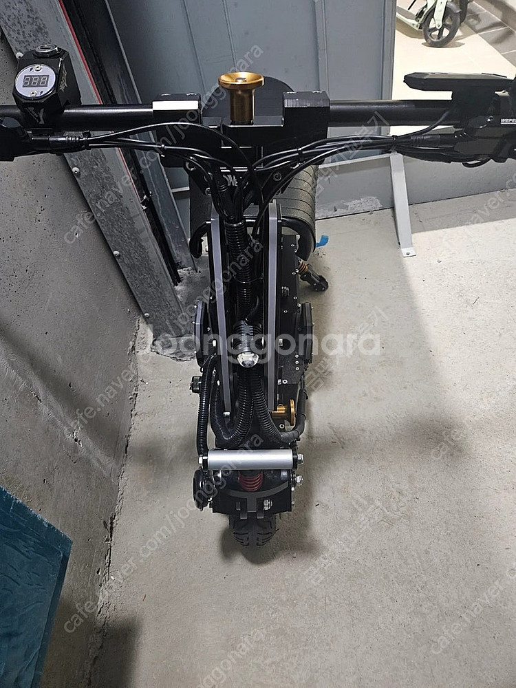 위패드 콤포2 킥보드 판매합니다--0