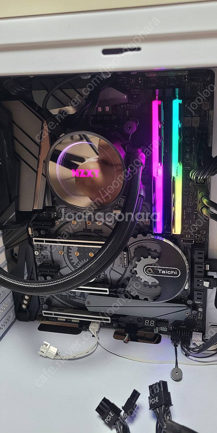 i7 9700k, Z390 taichi, nzxt수냉,...--2