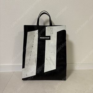 프라이탁 마이애미 바이스 흰검