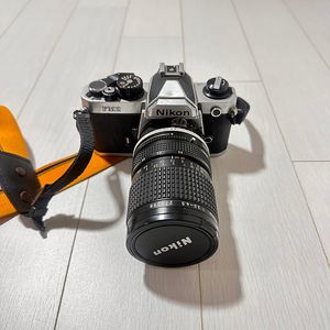 니콘 FM2 필름 카메라