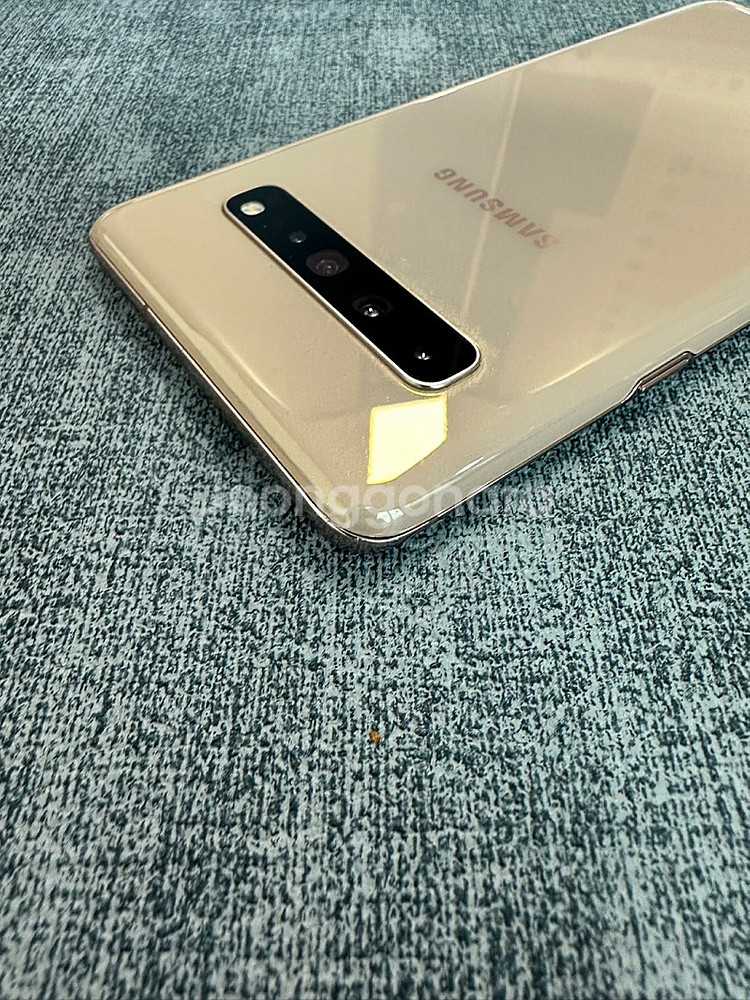 갤럭시S105G 256용량 골드색상 파손없는 게임용 서...--5