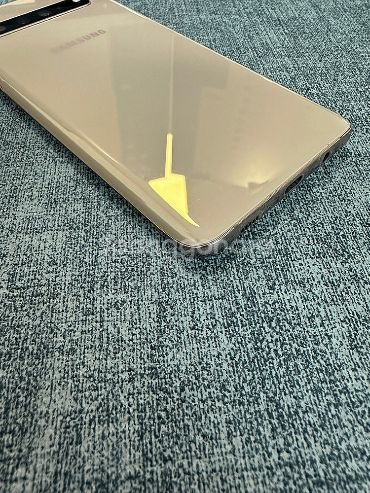 갤럭시S105G 256용량 골드색상 파손없는 게임용 서...--8