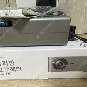 [!!!!!!!!!!가성비!!!!!!!!!!] 빔 프로젝트사서 캠크닉 하세요 ><
