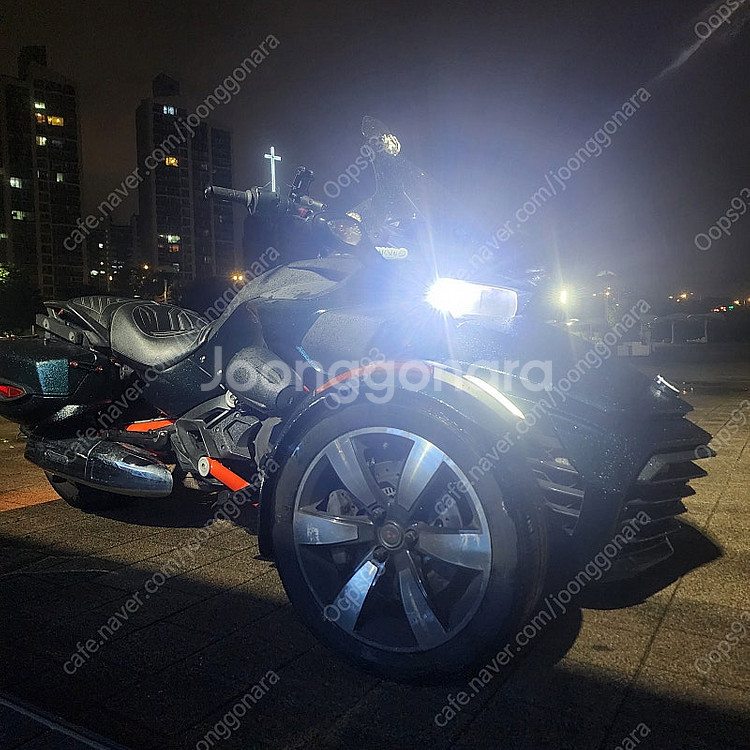 캔암 스파이더 F3-S--0