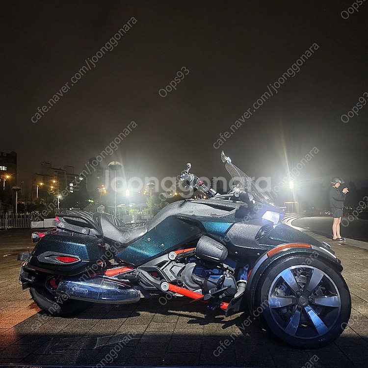 캔암 스파이더 F3-S--1