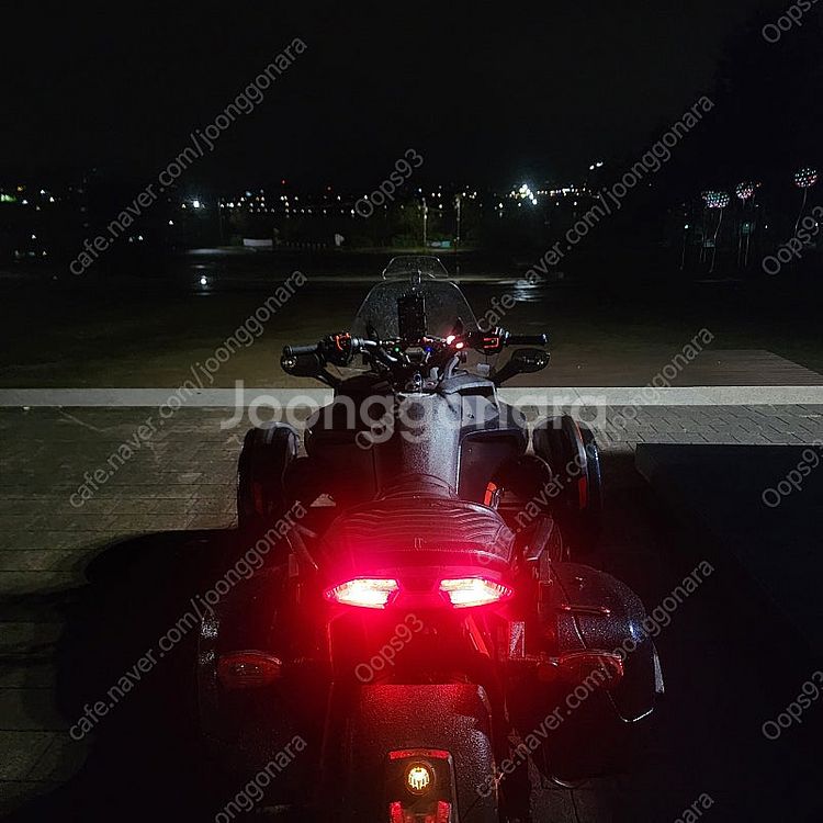 캔암 스파이더 F3-S--4