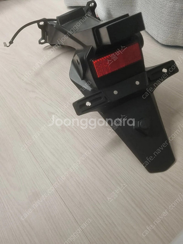 r1000 r1000r 리어 휀다리스킷 순정 17~24--2
