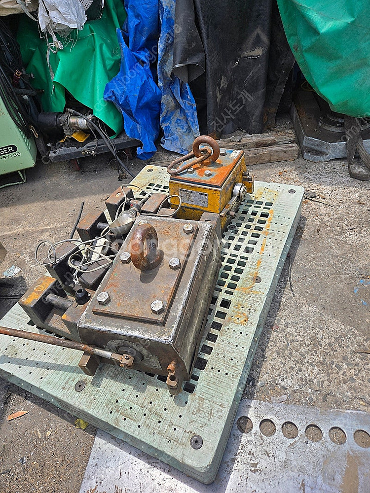 2톤마그네트(자석),,,샤렌치,,분동(20kg)--0