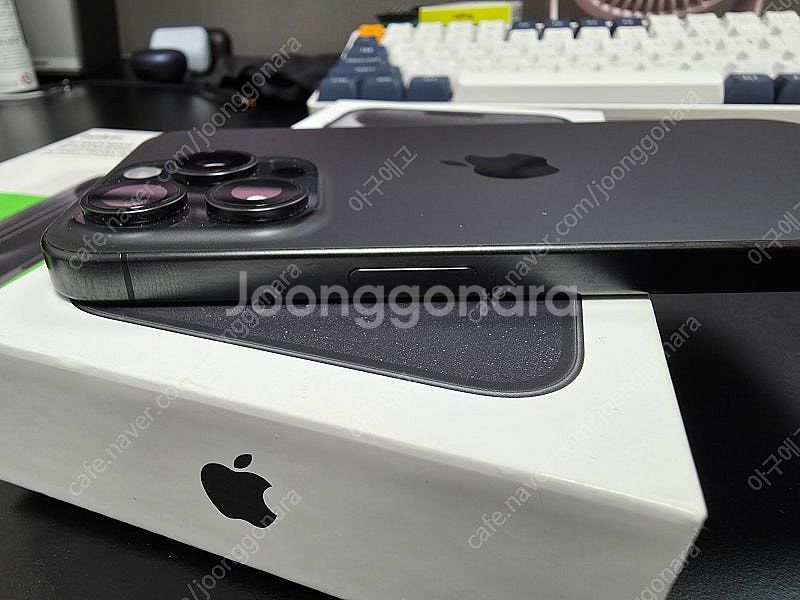 아이폰 15 Pro Max 블랙 512 애케플 팝니다--1