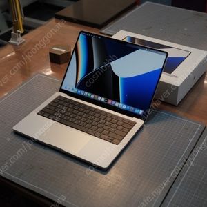 [대구/개인] 맥북프로 M1 PRO 14인치 A급 급처분