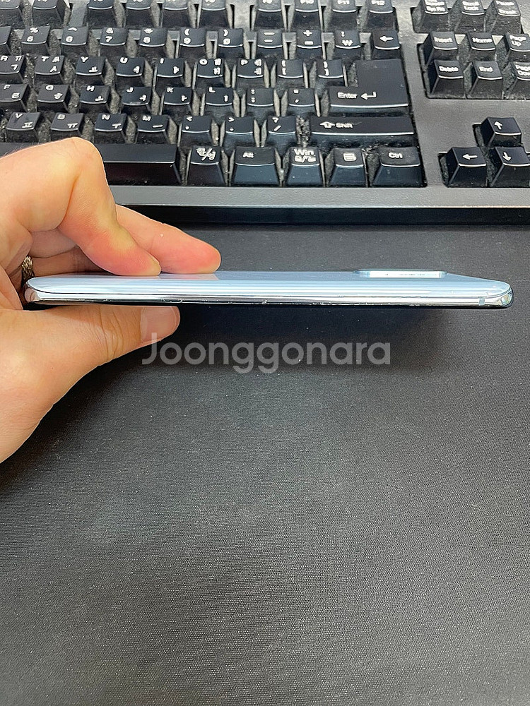 갤럭시S20 블루 128GB 무잔상 상태좋은 중고17만팝니다--6