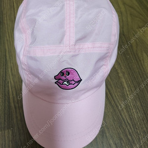 에그녹 핑크조개, 개미 캡모자