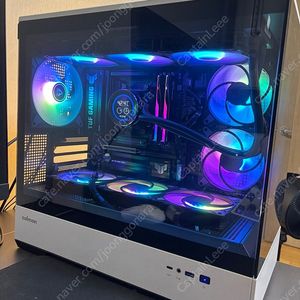 컴퓨터 반본체 고사양 수랭 PC 라이젠 9700X