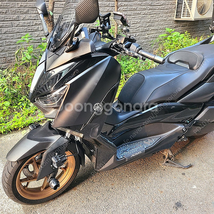 Xmax300 아크라풀배기 21년식 판매합니다.--0