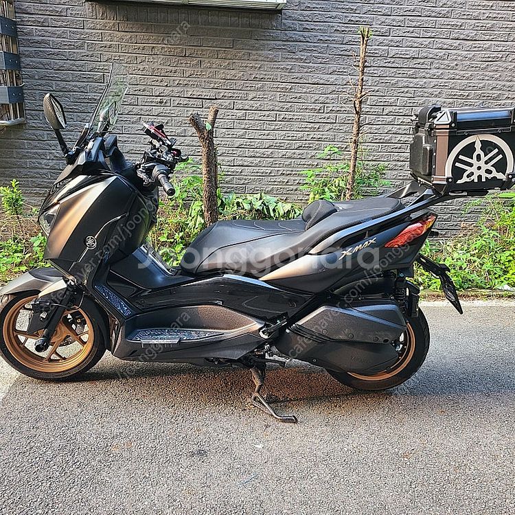 Xmax300 아크라풀배기 21년식 판매합니다.--2