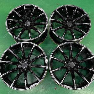 벤츠 G바겐 G63AMG 브라부스 스타일 22인치 특가판매