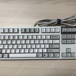 리얼포스 R2 TKL 55g 균등 아이보리