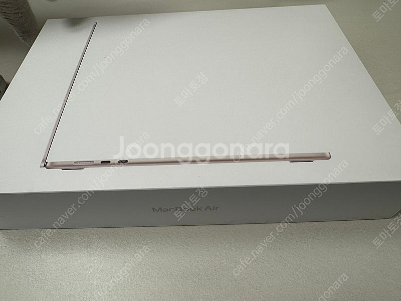 맥북에어 15인치 M3 24GB RAM / 2TB SS...--8