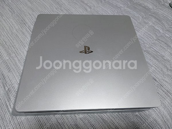 PS4 2017a 실버 버전 11.0 판매합니다--0