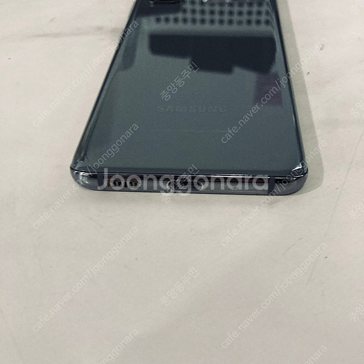 갤럭시 S20 그레이 128용량 무잔상S급 14만원 판매합니다!--2