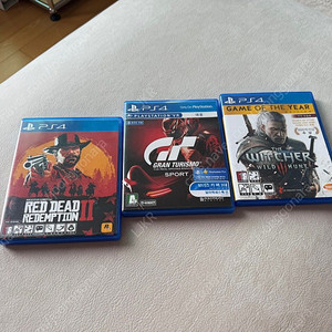 PS4 게임 타이틀 판매합니다 위처3 / 레드데드 리뎀션 / 그란투리스모