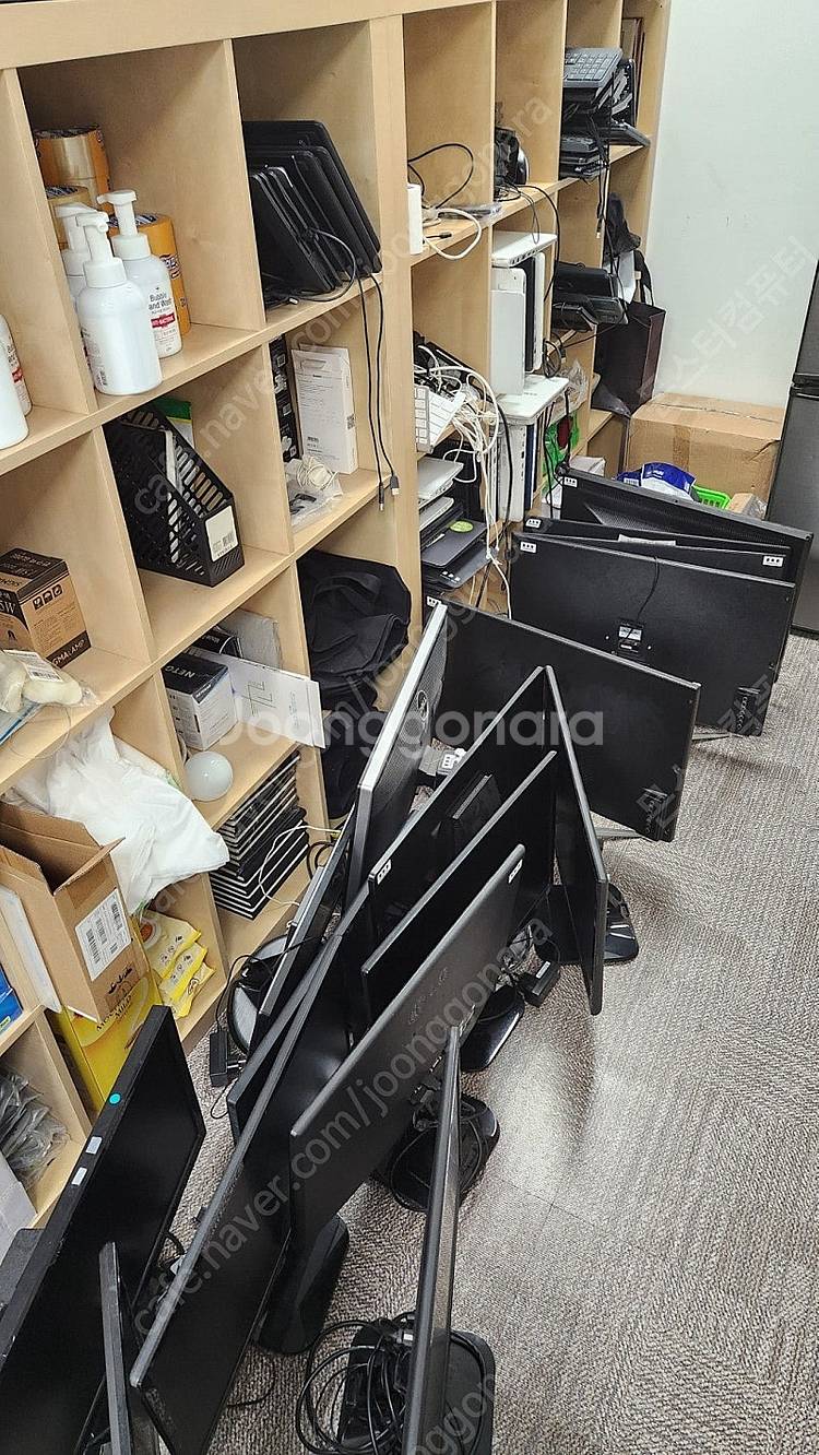 삼성 엘지 등 각종 브랜드, 사이즈 별 모니터 판매합니...--2