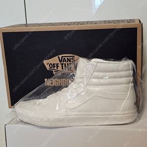 새제품. 네이버후드 X 반스 SK8-HI 인센스 챔버 화이트 - 카페 샵 홈 인테리어