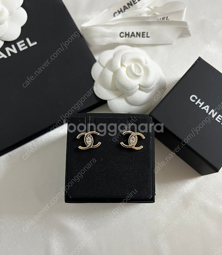 샤넬 CC로고 귀걸이--4
