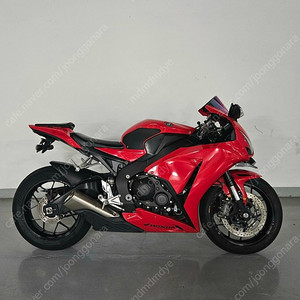 키로수 짧은 CBR 1000RR 냉동차 판매합니다