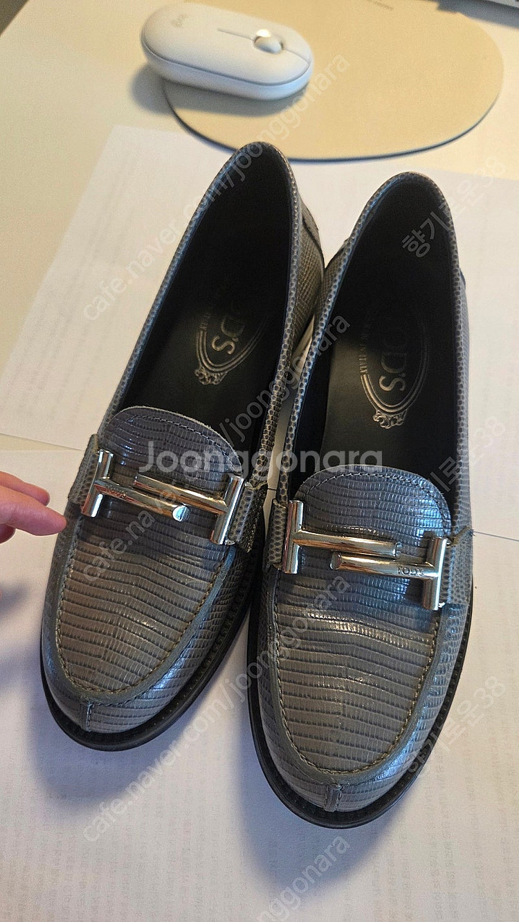 토즈 TOD'S 여성단화 35사이즈(225추천)--1