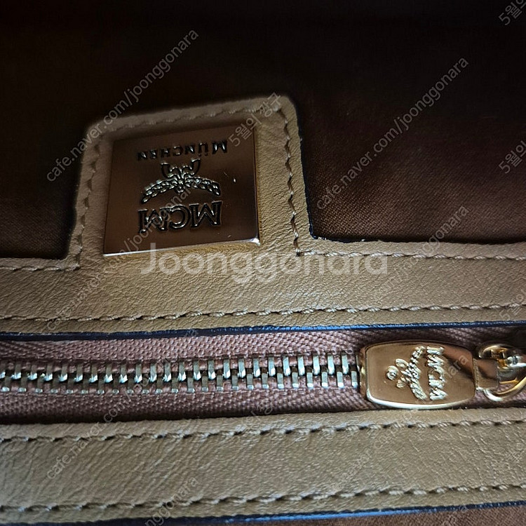 MCM 엠씨엠 미니 드로우 스트링백 골드 비세토스 복조리가방--6