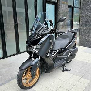 2만키로 23년식 엑스맥스 300 페리 판매합니다
