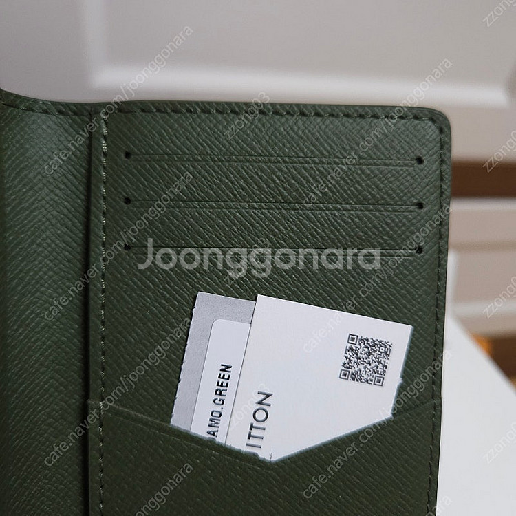루이비통카드지갑 한정판 퍼렐 오거나이저 새상품 보증서정...--4