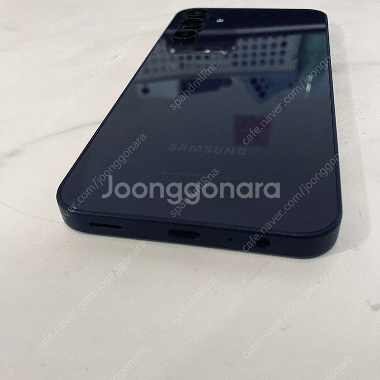 갤럭시 A15 블랙 128기가 매우깨끗한기기 9만5천원 판매합니다!--2