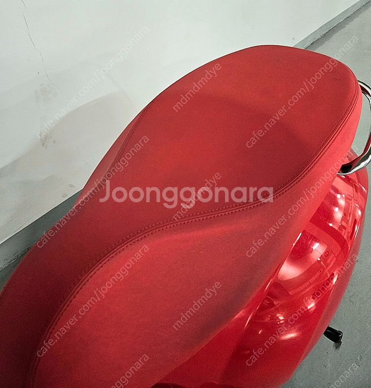 베스파 프리마베라 프로덕트 레드 125 판매합니다--7
