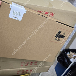삼성전자 갤럭시 북5 PRO 40.6cm 새제품 팝니다. NT961XHA-KE51G
