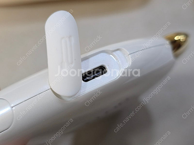 아이로그 갈바닉 괄사 미용기기 팝니다--6