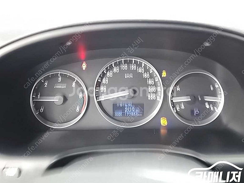 수원중고차 더 뉴 그랜드 스타렉스 2WD 밴 5인승 모...--6