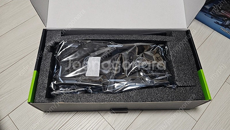RTX 4070s STCOM--4