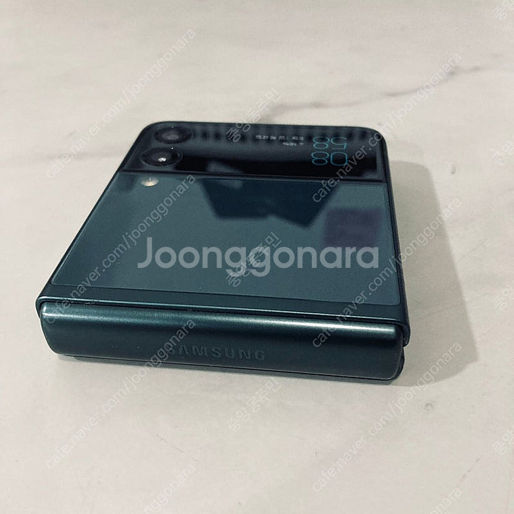 자급제 플립3 256용량 매우깔끔한기기 13만5천원 판매합니다!--4