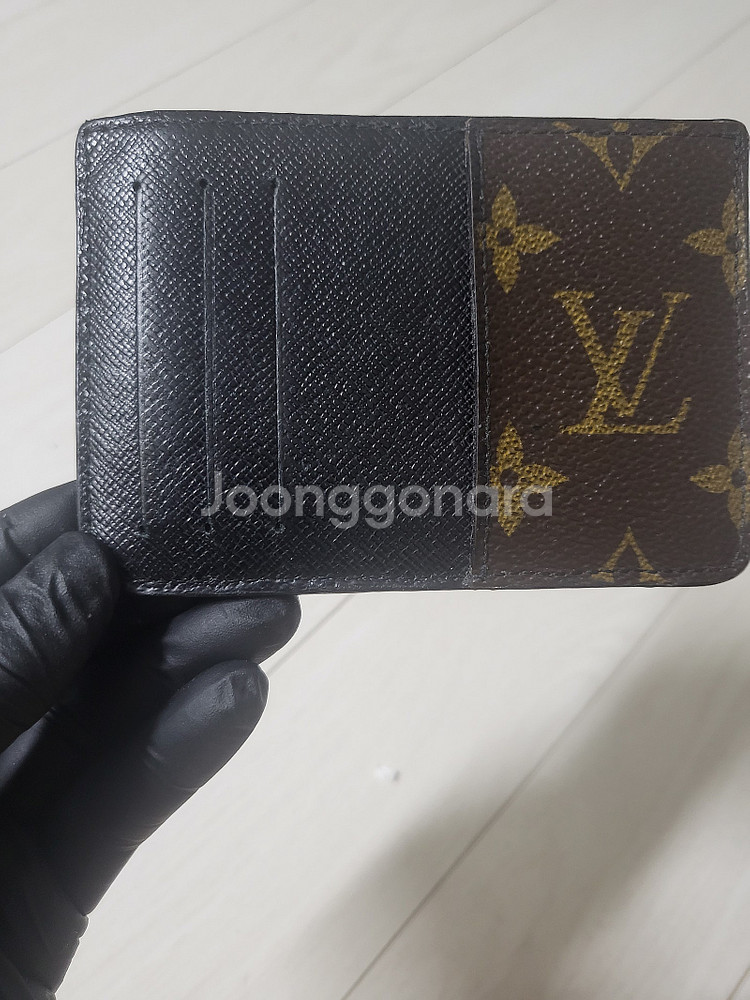 정품 루이비통 카드지갑 A급 컨디션--8