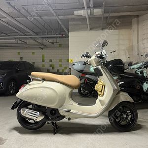 베스파 프리마베라 25년형 새차 (바밤바에디션) 판매