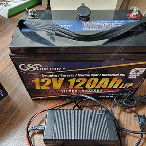 gsp 인산철 12v 120A 파워뱅크 팝니다.