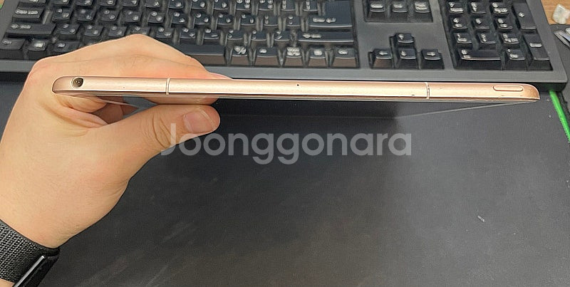 아이패드에어3세대 셀룰러 골드 64GB 가성비좋은 중고...--3