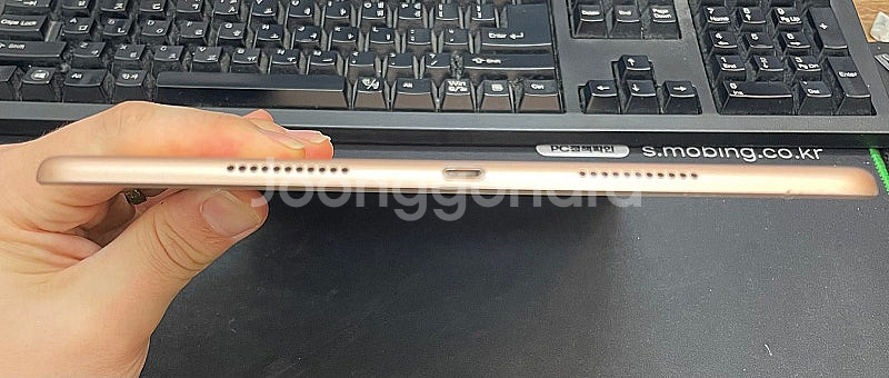 아이패드에어3세대 셀룰러 골드 64GB 가성비좋은 중고...--5